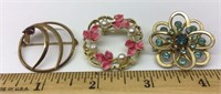 OF) THREE BROOCHES, RUBY GOLDTONE, PINK & PEARLS