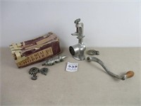 VINTAGE FOOD AND MEAT CHOPPER - UNIVERSAL