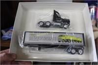 WINROSS THE STORY OF FORD TRUCKS - DIE-CAST