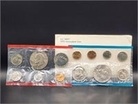 1974 P & D Uncirculated Coin Set