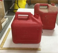 2 gas canisters-2 gal 8 oz-missing spouts