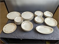 39 pc Harvest dishware