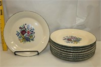Set of 8 Plates with Floral