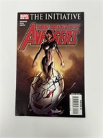 Autograph COA Mighty Avengers #2 Comics