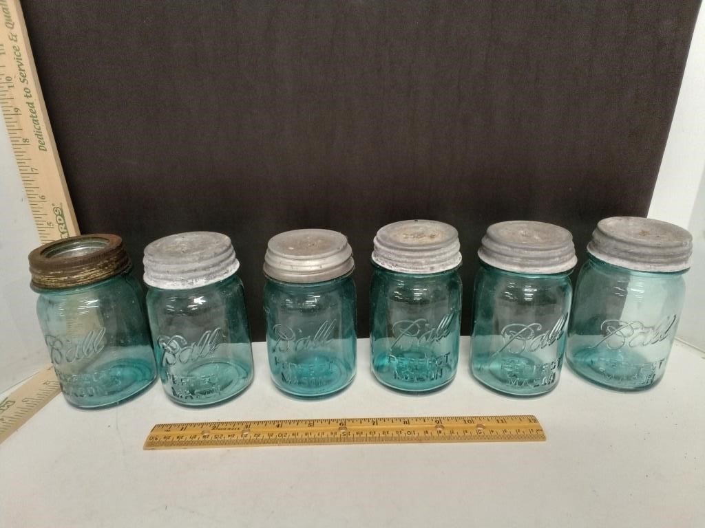 Blue Glass Ball Jars w/Lids