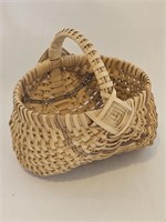 VTG SPLIT OAK HANDMADE BASKET-VINE ACCENT-GREAT