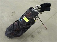 Set of Mega Bear Golf Clubs w/Golf Bag