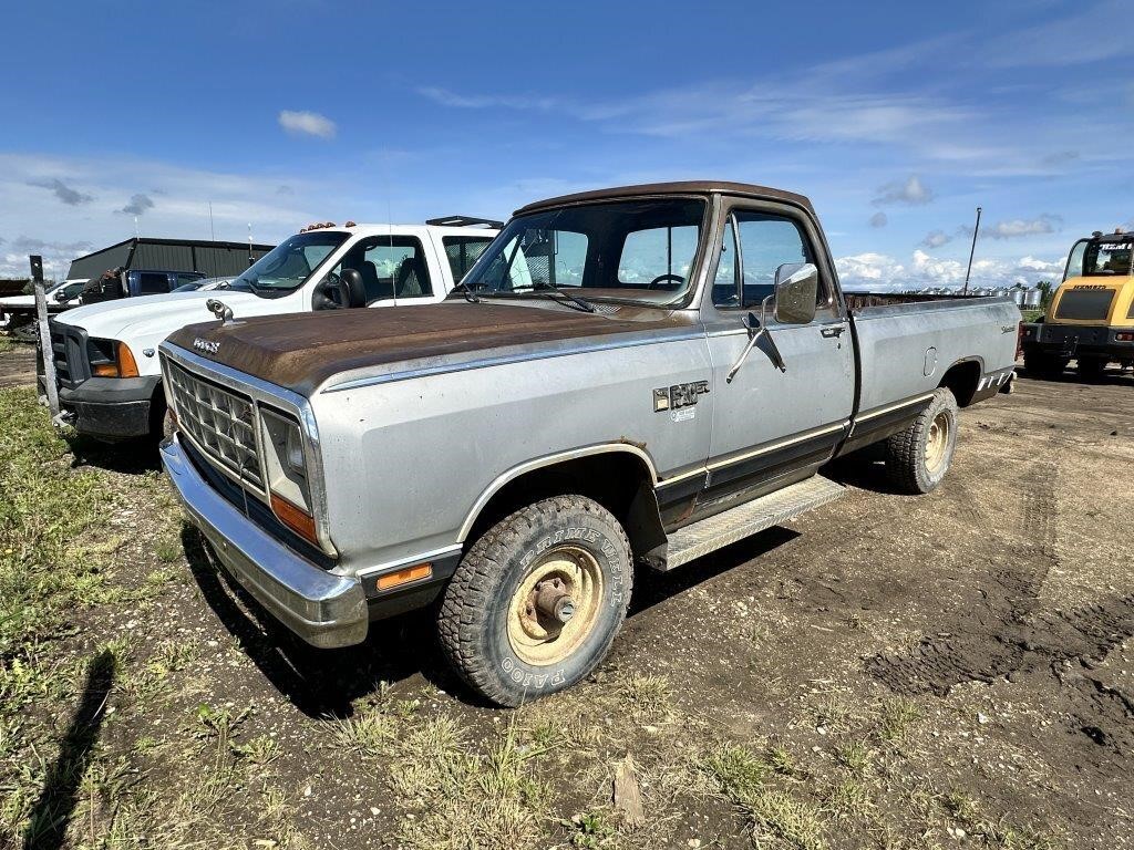 1984 Dodge Power Ram 150 Custom 4x4