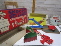 SNOOPY & THE RED BARON VINTAGE GAME