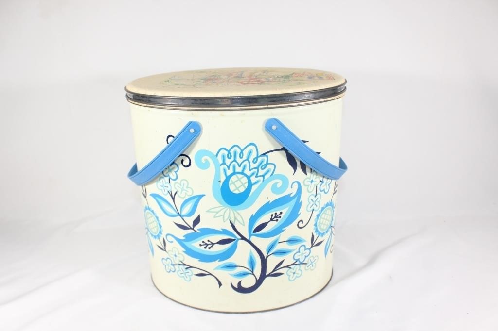 Tri-Chem Paint Embroidery Tin w/supplies