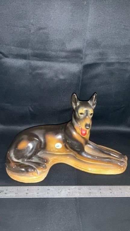 Dog statue decor