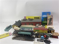 Vintage HO Scale Model Train Lot