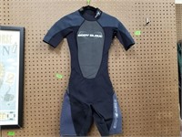 Body Glove Women's Size 3/4 Wet Suit