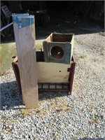 PIG FEEDER, WOOD BOX, 2 OAK BOARDS