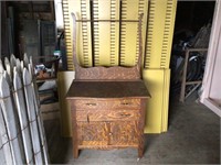 ANTIQUE OAK COMMODE WITH TOWEL BAR