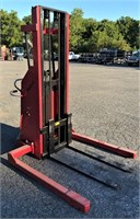 Mobile Battery Powered  Lift