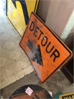 Detour Sign ~ Arrorw & Closed Signs (3)