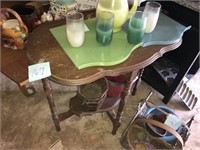 Vintage Walnut Lamp Table (30" Wide)