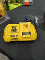 DeWalt 20v fan cooled fast charger