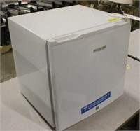 Accucold Medical Refrigerator, Approx 19"x18"x19"