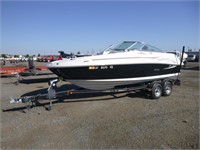 2005 Sea Ray Sundeck 200SD 20' Ski Boat