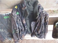 10x LARGE CAMO JACKET