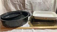 Roasters and ovenware