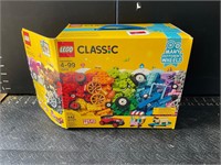 LEGO Classics opened