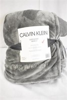 CALVIN KLEIN BLANKET - GREY - 98 X 92 - QUEEN