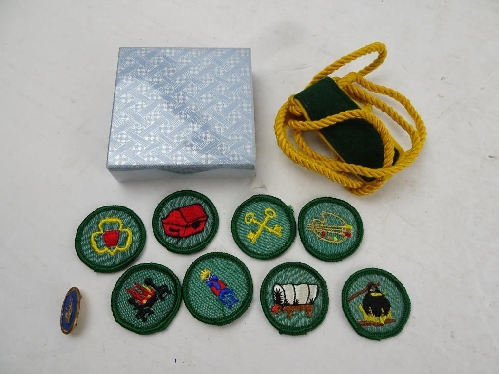 Lot of Vintage Girl Scout Patches & Uniform Items