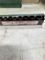 9 pc 3/8 inch Drive Impact Socket Set in Metal