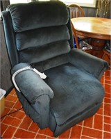 Pride all over upholstered lift chair, working; as