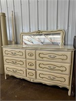 Dresser With Mirror ( NO SHIPPING)