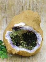 2 POUND 14 OUNCE PURPLE AND GOLD GEODE ROCK STONE