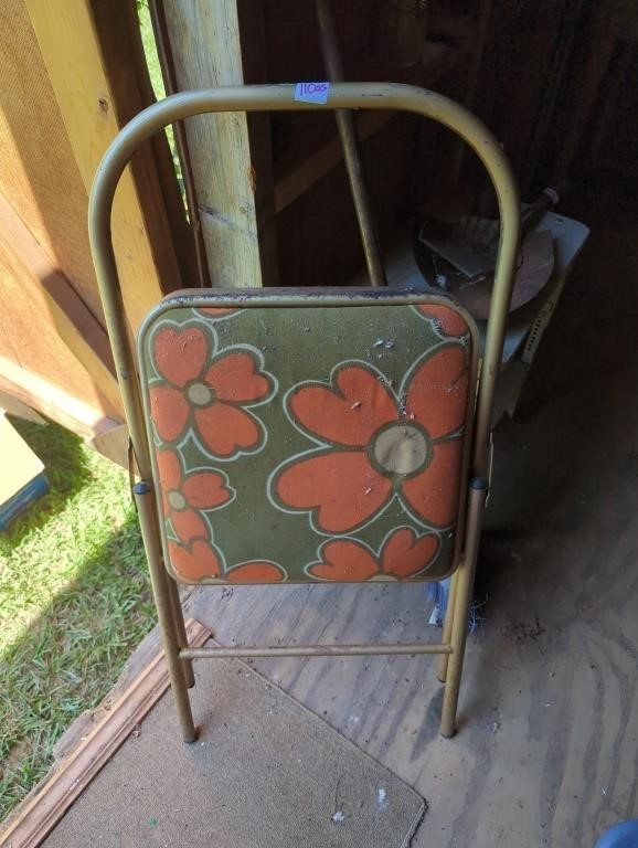 Vintage folding chair missing back