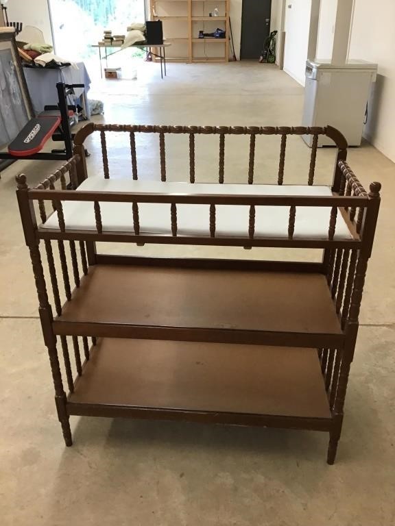Nice Wood Baby Changing Station 3 Tiers with Pad
