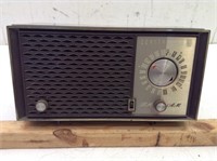 Vtg Zenith Model H723 AM/FM Tube Radio