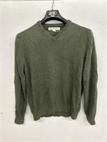 Size Medium Amazon Essentials Cashmere Sweater