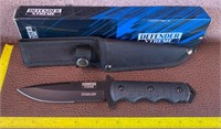 63 - DEFENDER XTREME KNIFE W/SHEATHE (426)