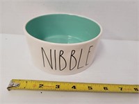 Rae Dunn "Nibble" pet dish