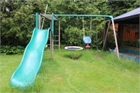 Kids Slide/Swing - Winning Bidder to take apart