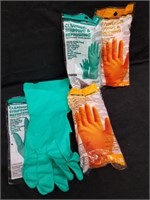 Four pairs of new cleaning gloves heavyweight