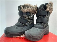 Kids Boots - Size: 2
