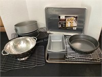 Baking Pans, Cooling Racks & More