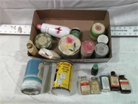 ASSORTMENT OF VINTAGE MEDICINE CABINET ITEMS