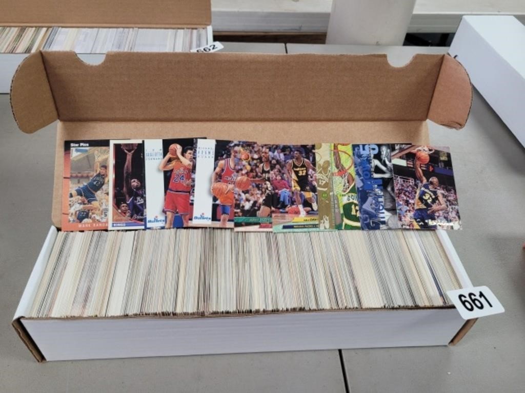 BOX OF BASKETBALL CARDS