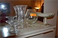 3 GLASS BOWLS & 1 FOOTED SERVING PIECE