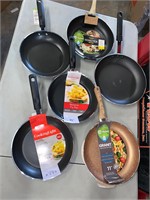 LOT OF 6 COOKWARE