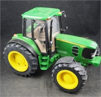 John Deere 7330 12' Row Crop Toy Farm Tractor