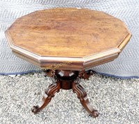 DODECAGON MAHOGANY PEDESTAL PARLOUR TABLE